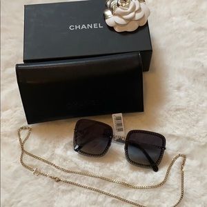 Chanel Sunglasses Square with Chain